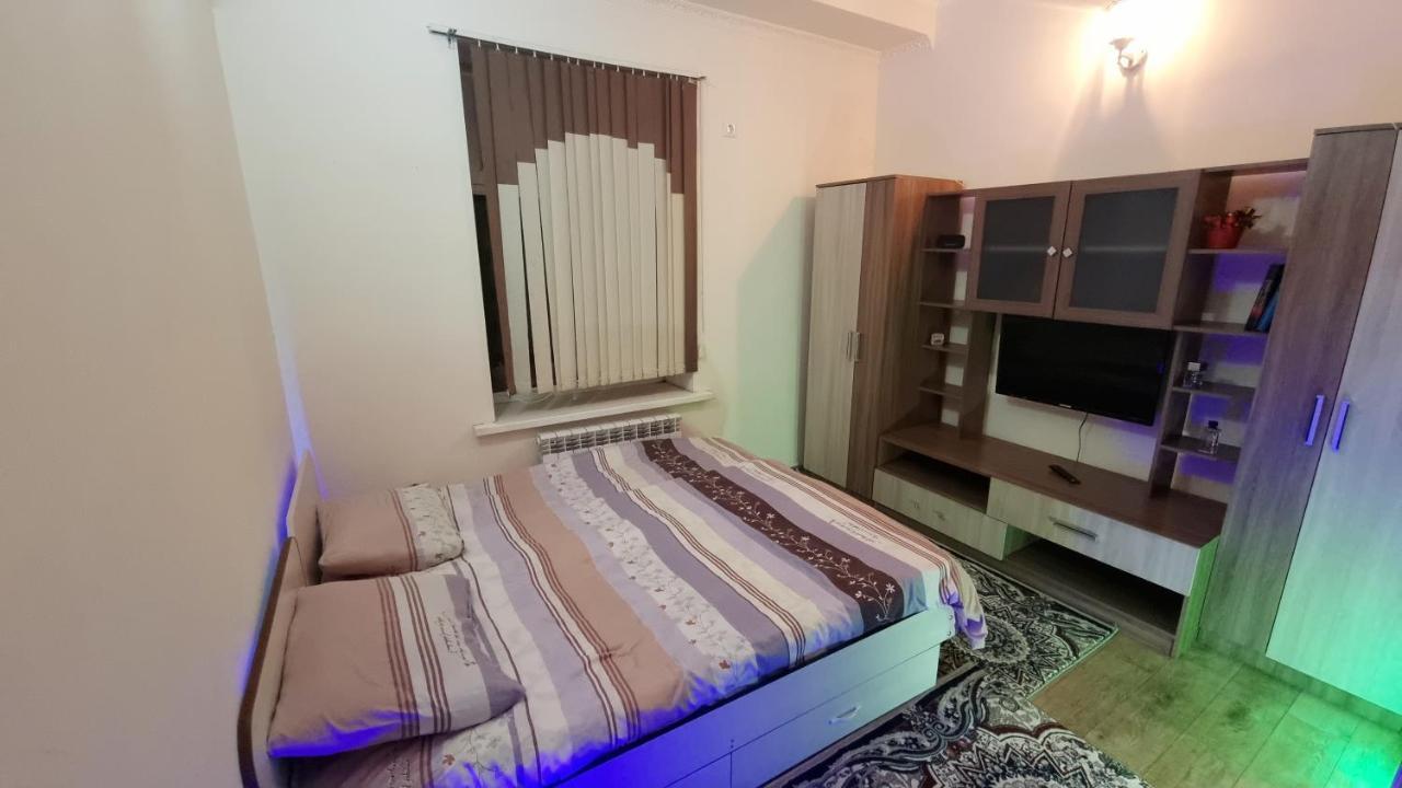Da! Hotel Bişkek Dış mekan fotoğraf